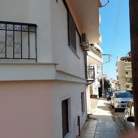 Karma'S Home By Dimitropoulos Thermopilon Street Aigio Exterior photo